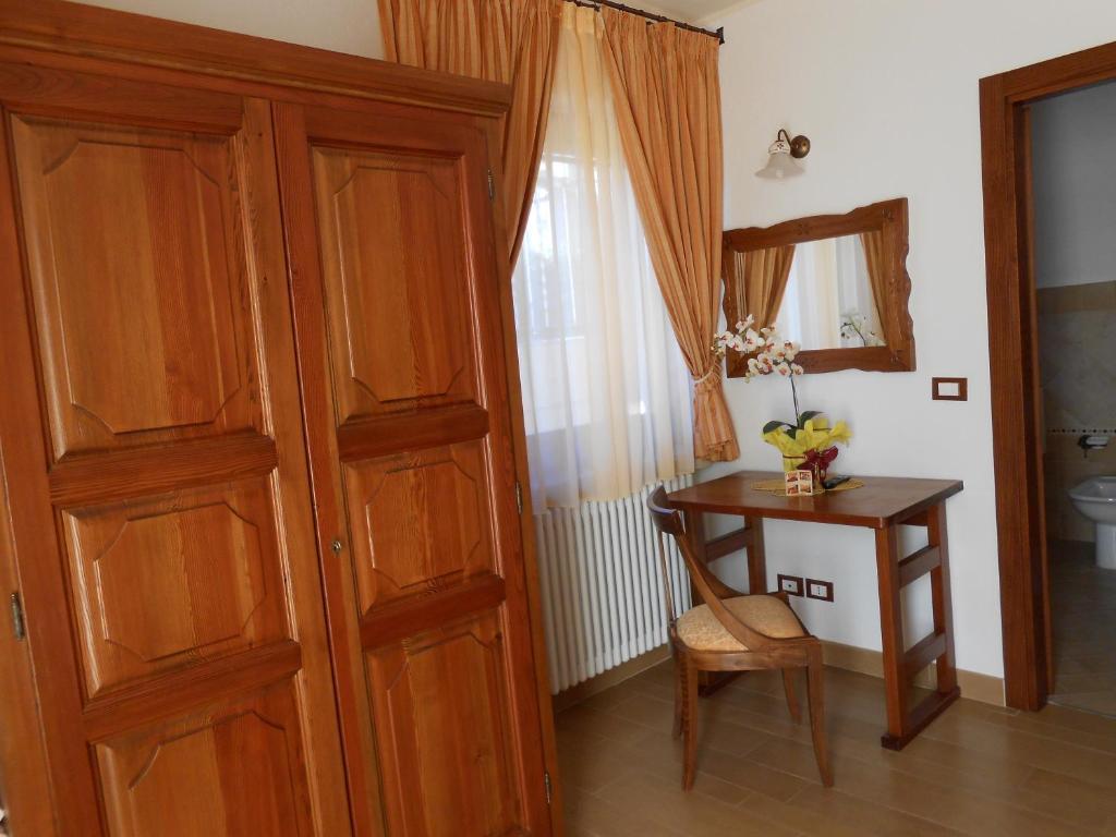 Les Noyers Bed and breakfast